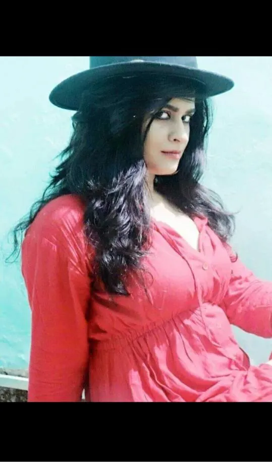 jiya independent call girl in indira nagar